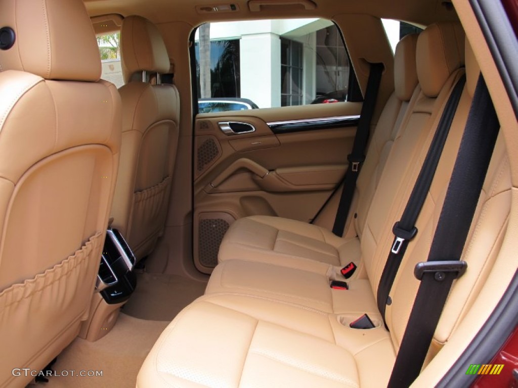 2013 Porsche Cayenne Diesel Rear Seat Photo #70015036