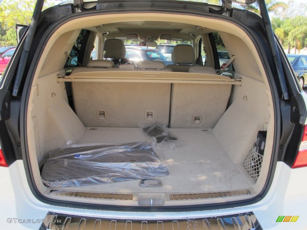 2013 Mercedes-Benz ML 350 4Matic Trunk Photo #70015233