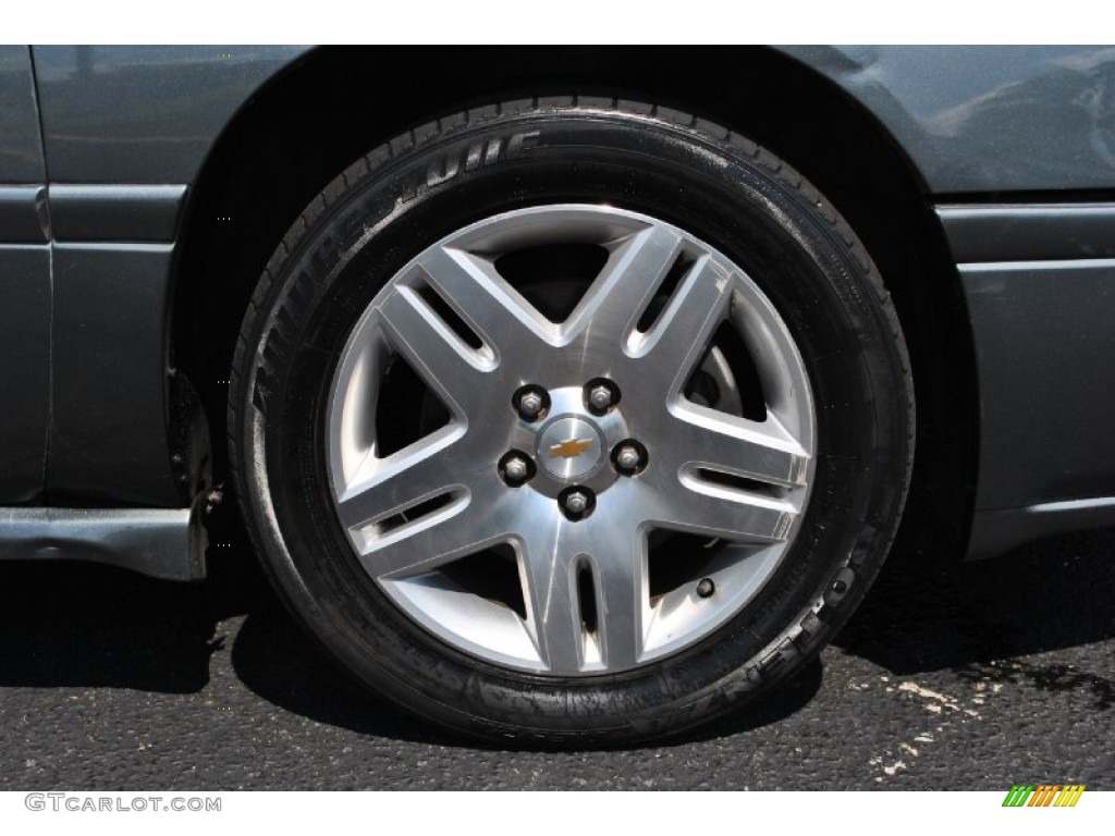 2005 Impala LS - Medium Gray Metallic / Medium Gray photo #8