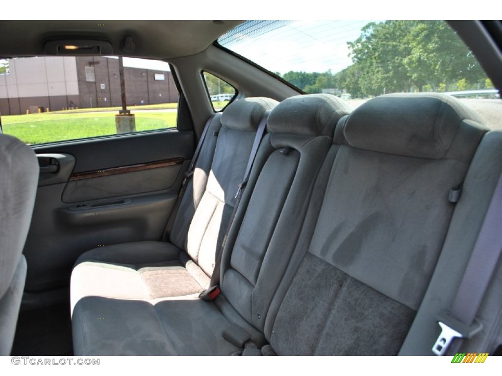 2005 Impala LS - Medium Gray Metallic / Medium Gray photo #15