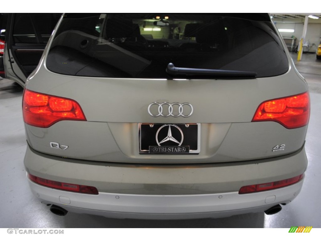 2007 Q7 4.2 Premium quattro - Sycamore Green Metallic / Black photo #7