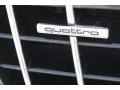 2011 Audi Q5 3.2 quattro Badge and Logo Photo