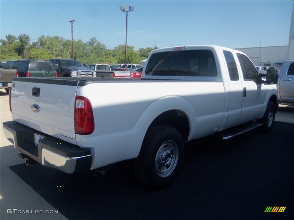 2012 F250 Super Duty XL SuperCab - Oxford White / Steel photo #6