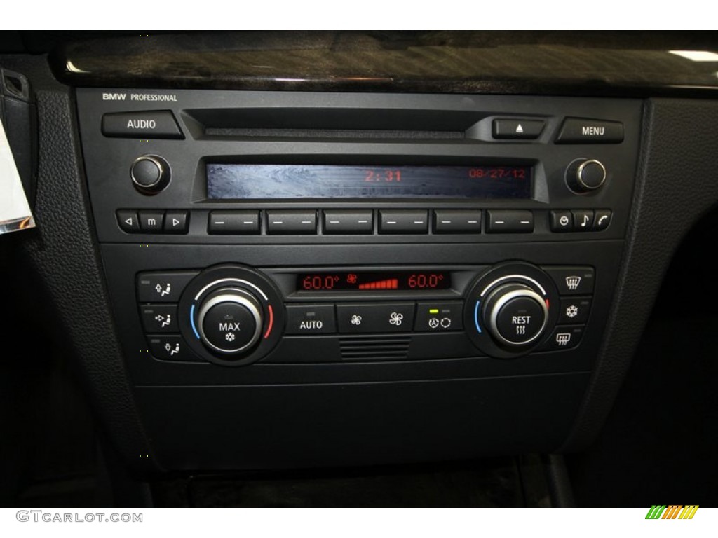 2009 BMW 1 Series 128i Coupe Controls Photo #70022145