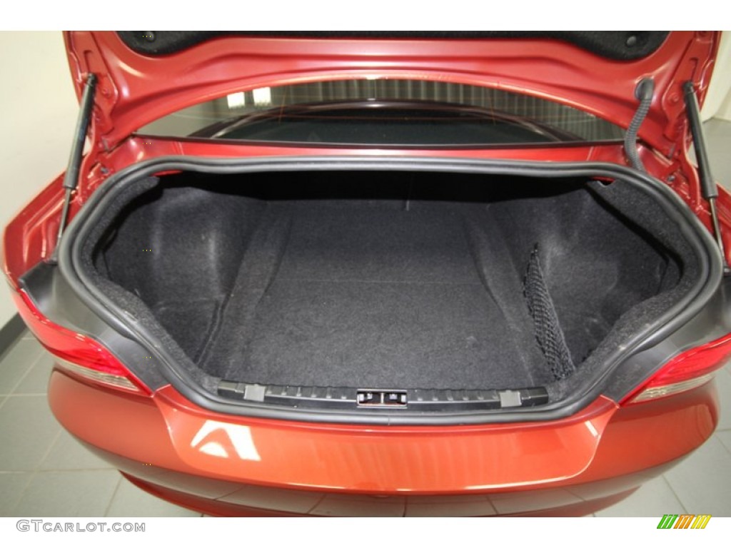 2009 BMW 1 Series 128i Coupe Trunk Photo #70022238