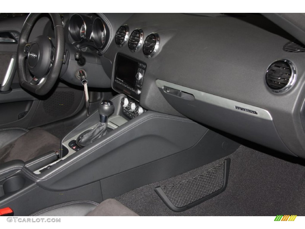 2011 Audi TT 2.0T quattro Roadster Black Dashboard Photo #70022800