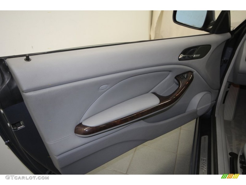 2004 BMW 3 Series 325i Coupe Grey Door Panel Photo #70025010