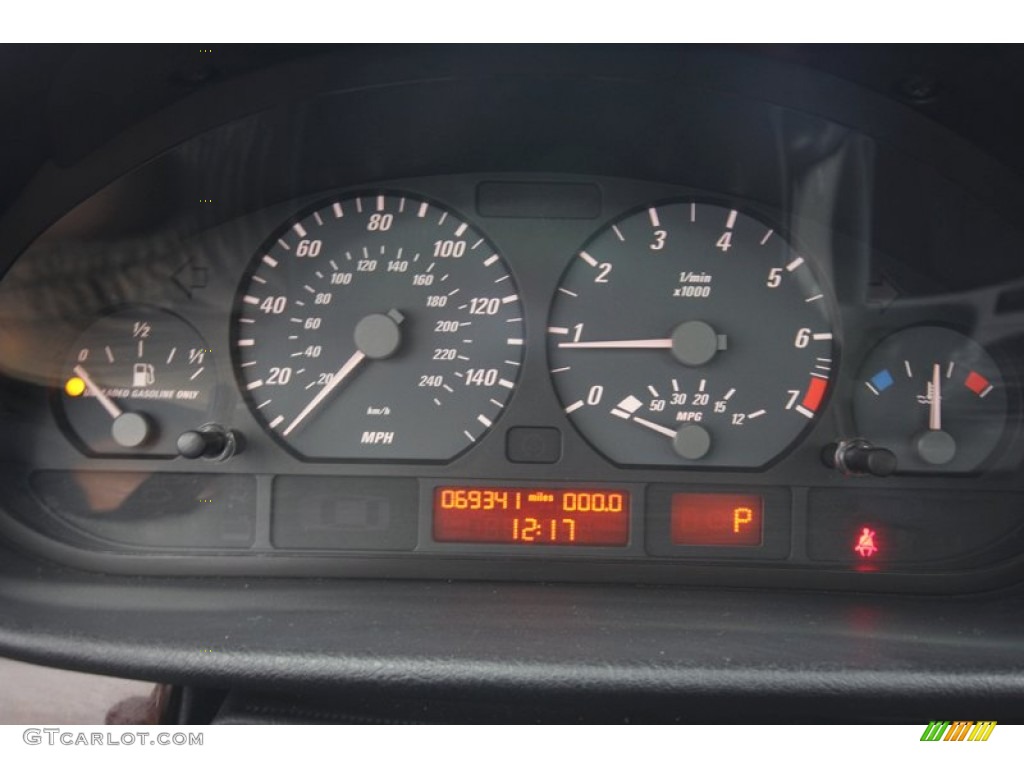 2004 BMW 3 Series 325i Coupe Gauges Photo #70025249