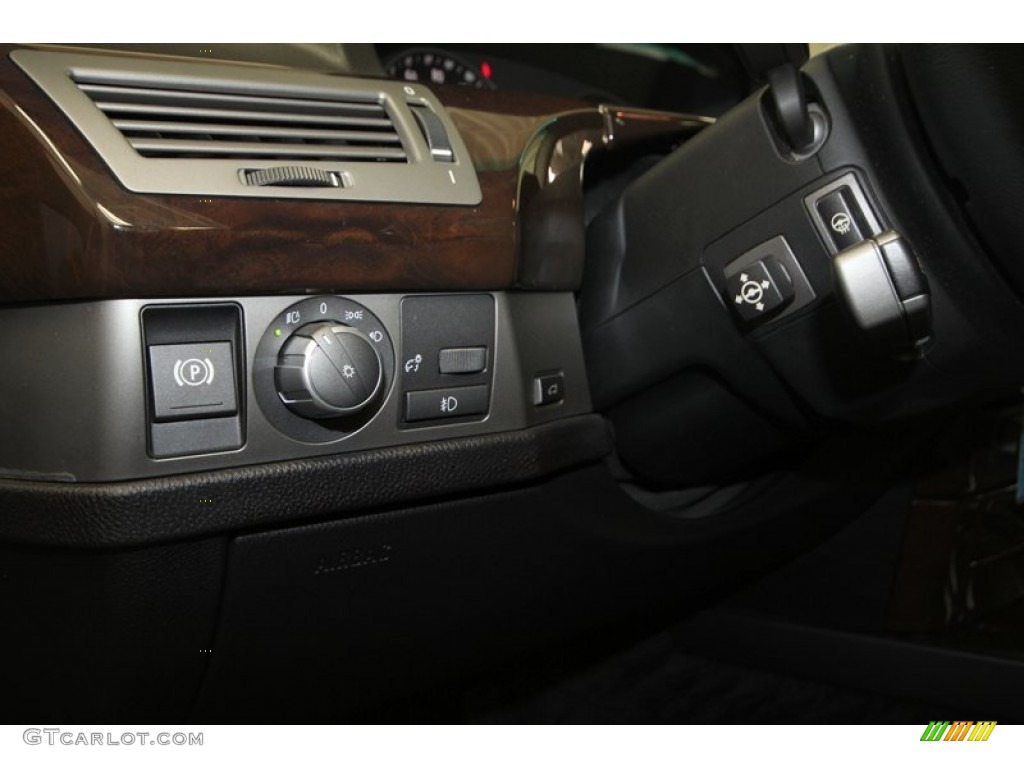 2008 BMW 7 Series 750i Sedan Controls Photo #70026632