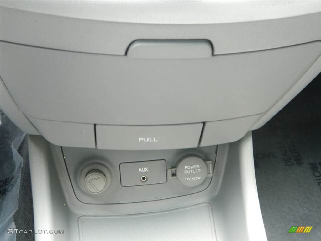 2009 Elantra SE Sedan - Carbon Gray / Gray photo #24