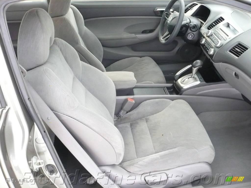 2006 Civic LX Coupe - Galaxy Gray Metallic / Gray photo #13