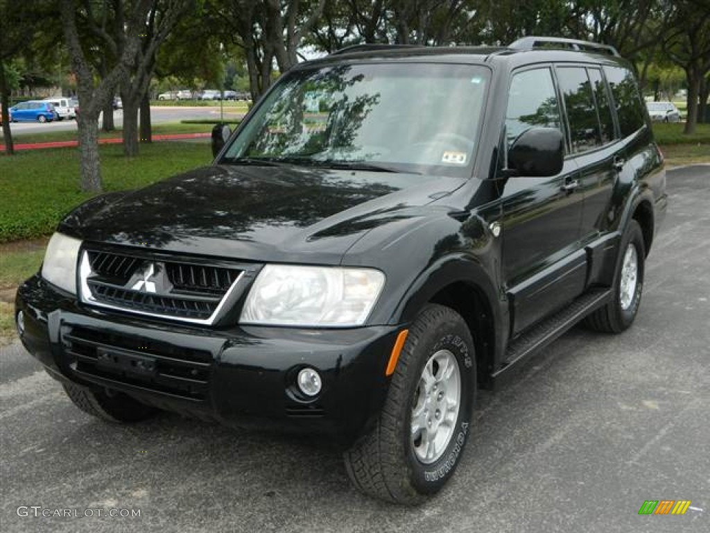 2003 Montero Limited 4x4 - Solano Black Pearl / Charcoal photo #2