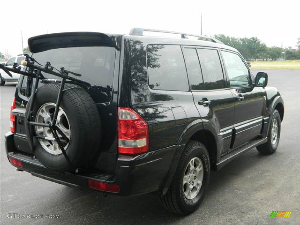 2003 Montero Limited 4x4 - Solano Black Pearl / Charcoal photo #3