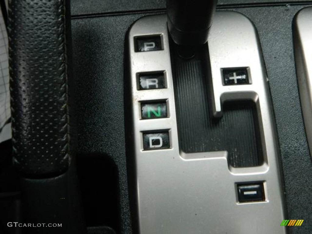 2003 Montero Limited 4x4 - Solano Black Pearl / Charcoal photo #23