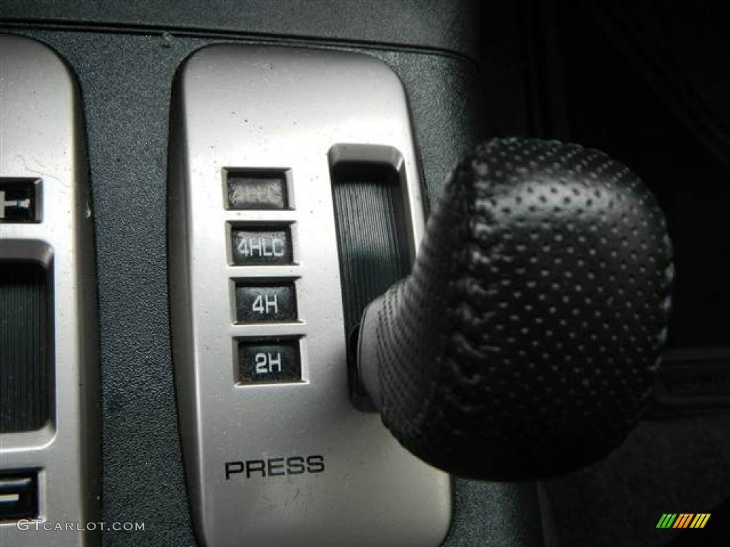 2003 Montero Limited 4x4 - Solano Black Pearl / Charcoal photo #24