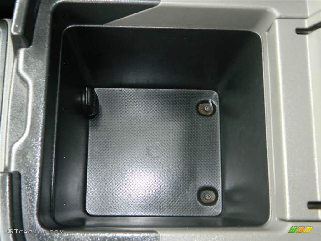 2003 Montero Limited 4x4 - Solano Black Pearl / Charcoal photo #25