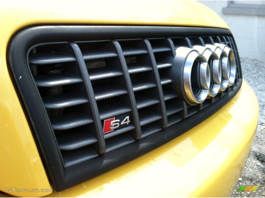 2004 S4 4.2 quattro Sedan - Imola Yellow / Black photo #8