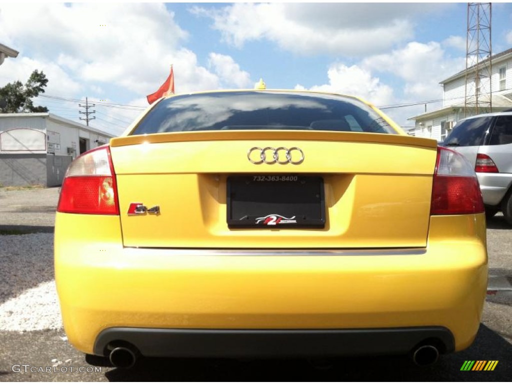 2004 S4 4.2 quattro Sedan - Imola Yellow / Black photo #9