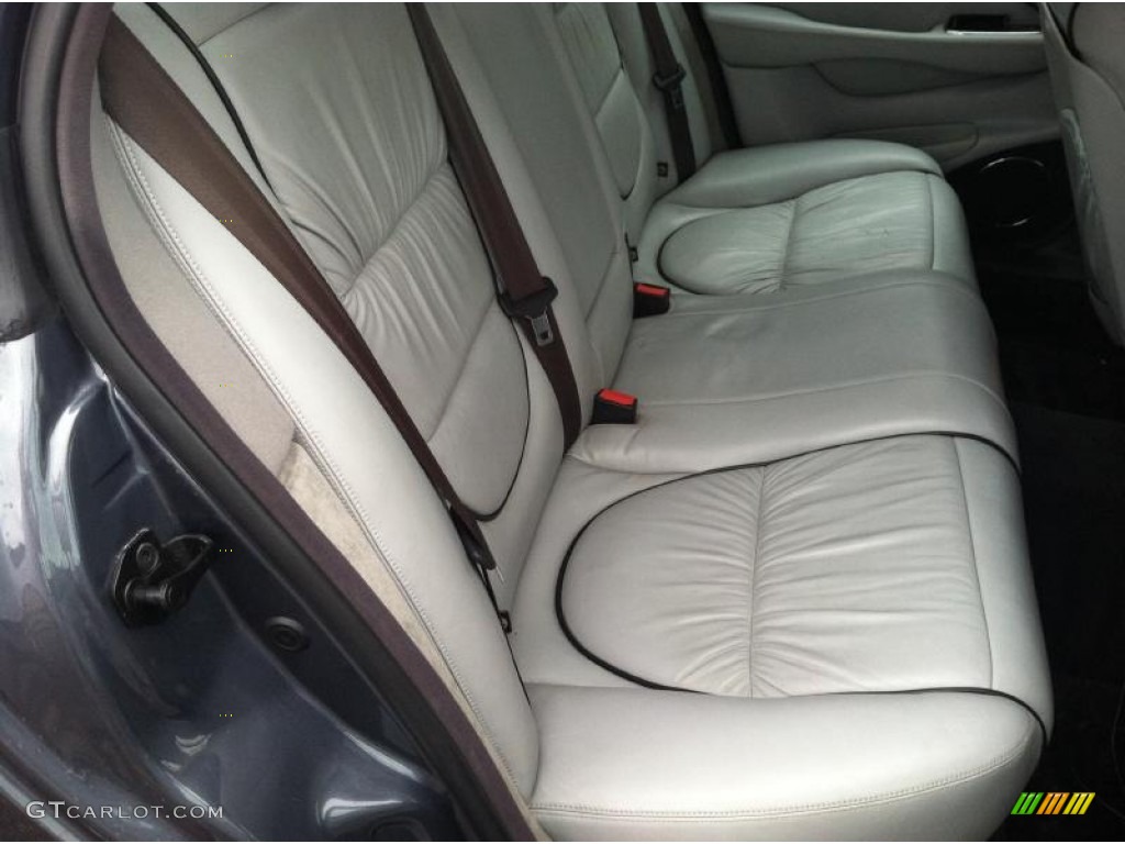 2004 Jaguar XJ Vanden Plas Rear Seat Photo #70030308