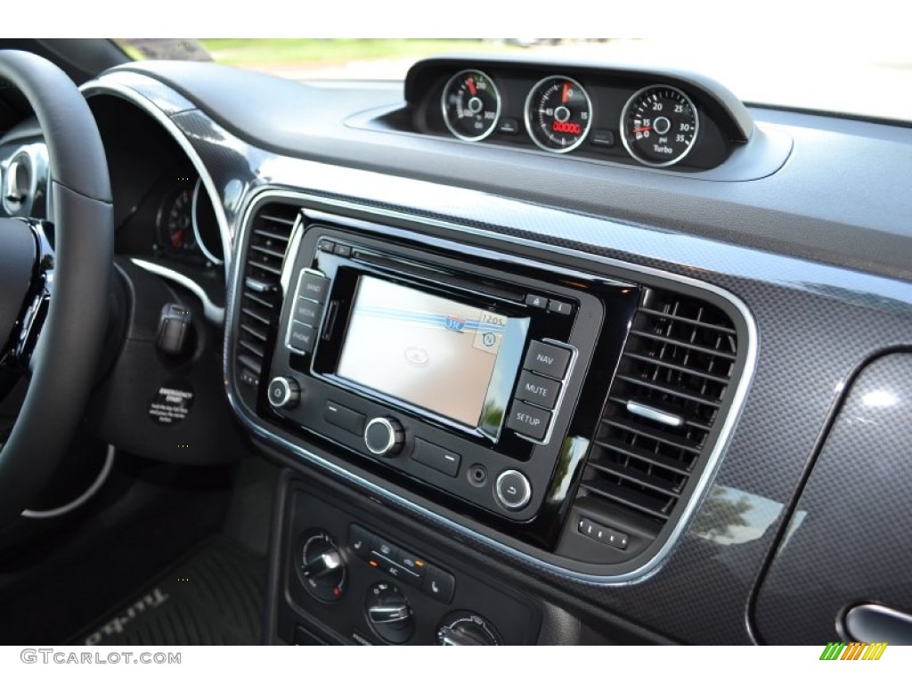 2012 Volkswagen Beetle Turbo Titan Black Dashboard Photo #70034352
