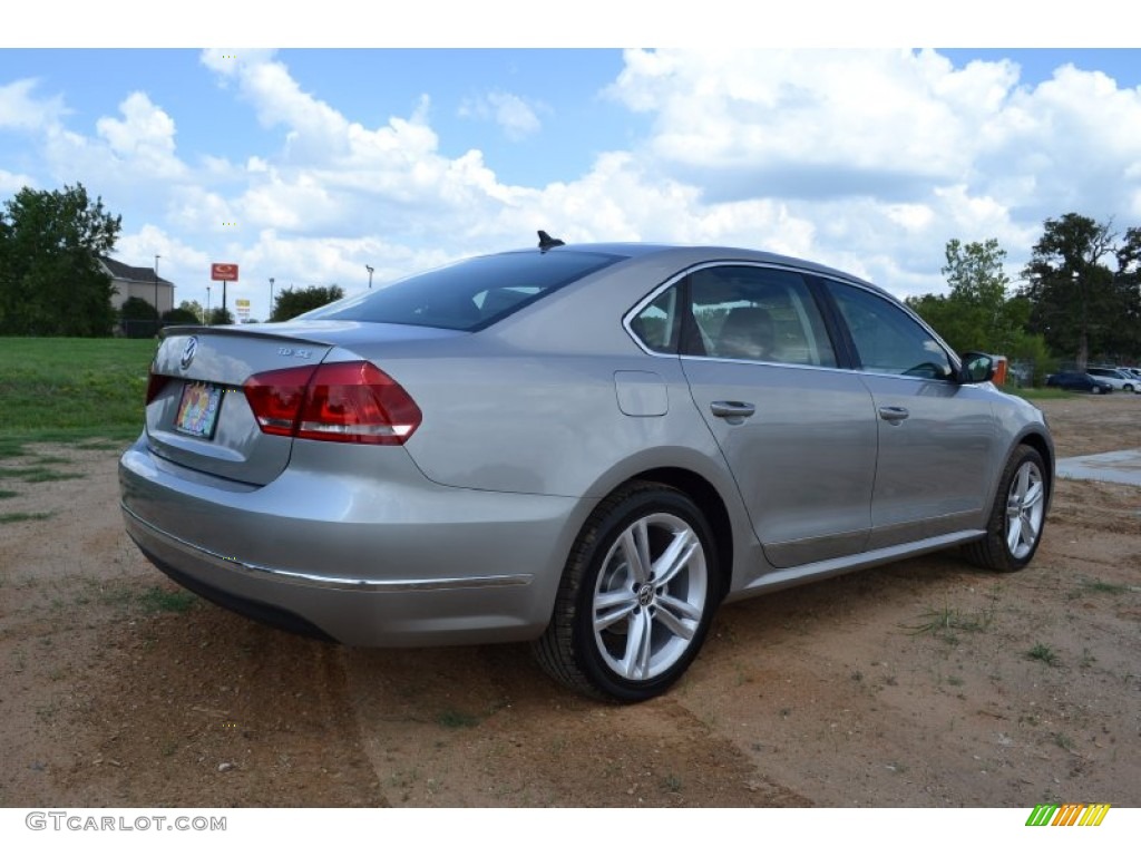 2013 Passat TDI SE - Tungsten Silver Metallic / Titan Black photo #2