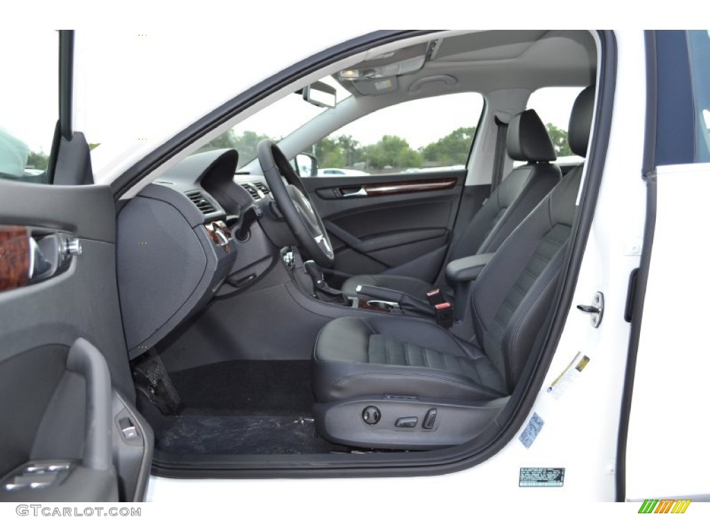 Titan Black Interior 2013 Volkswagen Passat V6 SEL Photo #70035116