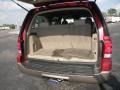 Medium Parchment Trunk Photo for 2004 Ford Expedition #70036002