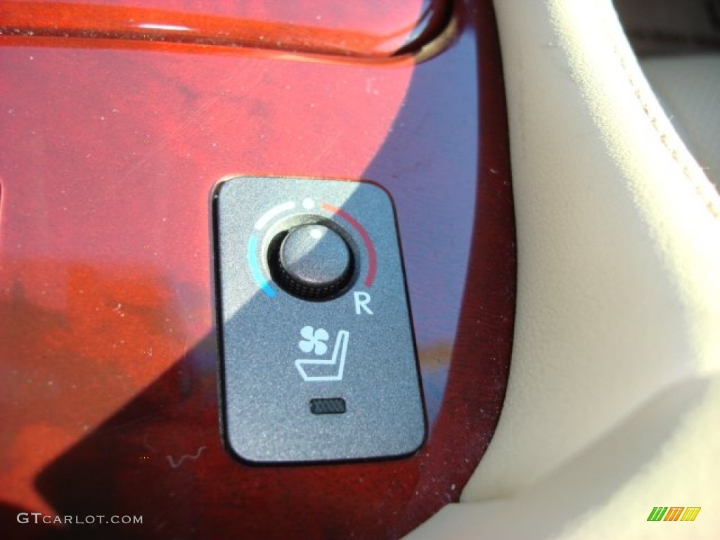 2008 Lexus LS 460 Controls Photo #70036927
