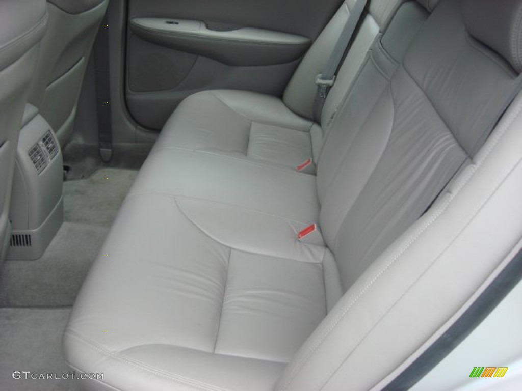 2002 Lexus ES 300 Rear Seat Photo #70037143