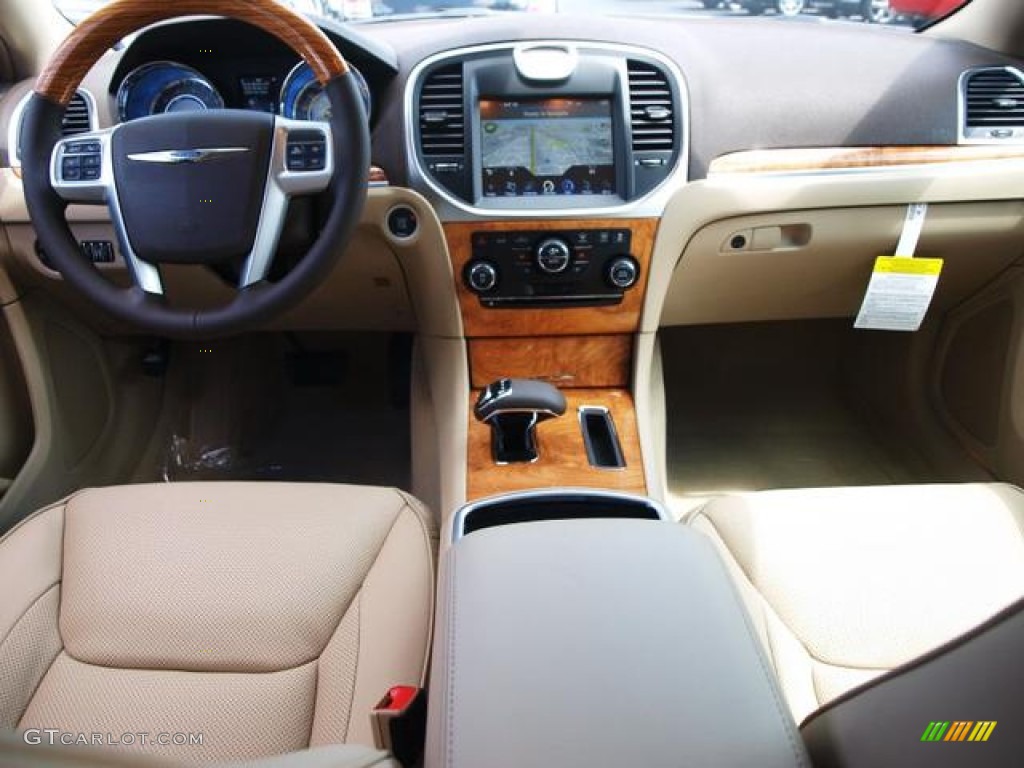 2013 Chrysler 300 C Dark Frost Beige/Light Frost Beige Dashboard Photo #70039598