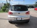 Reflex Silver Metallic - Tiguan S Photo No. 4