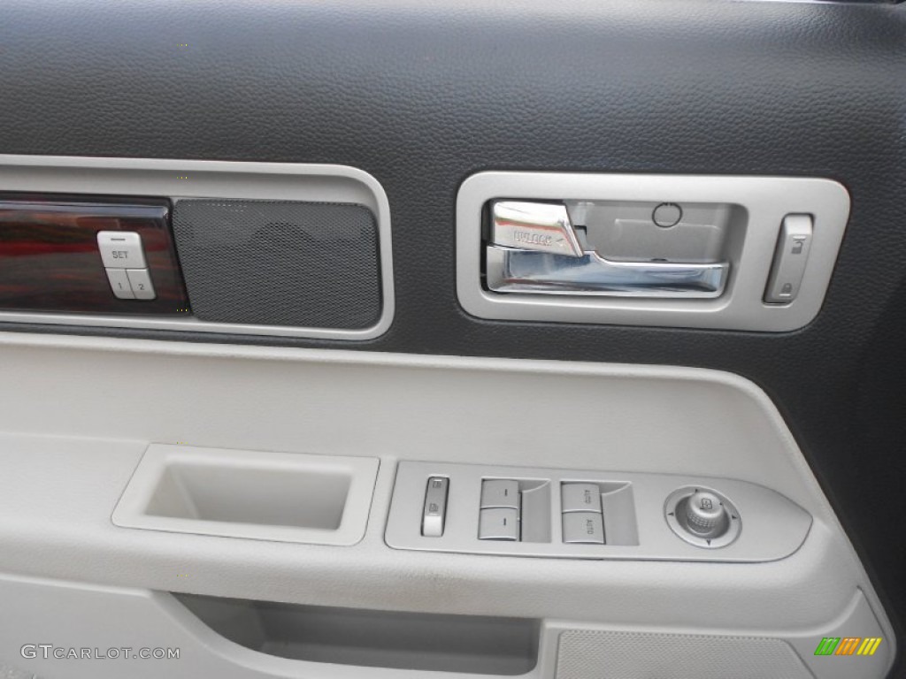 2006 Lincoln Zephyr Standard Zephyr Model Controls Photo #70044386