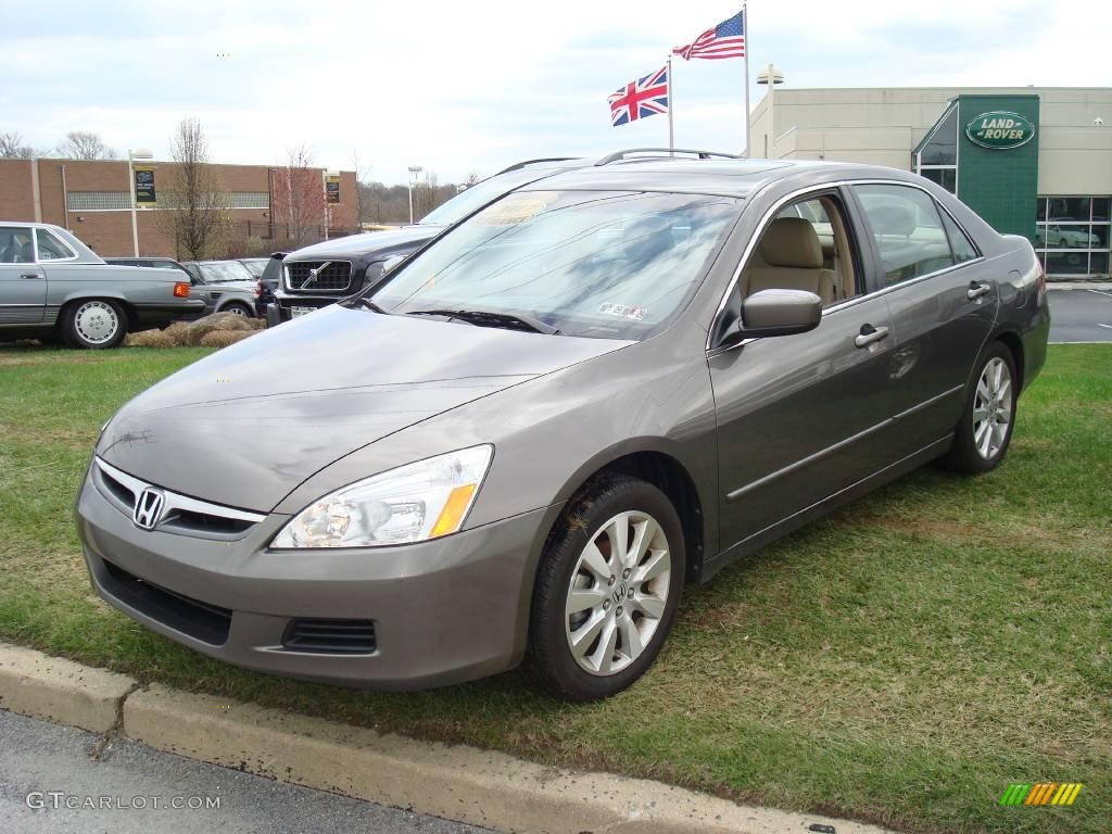 Carbon Bronze Pearl Honda Accord