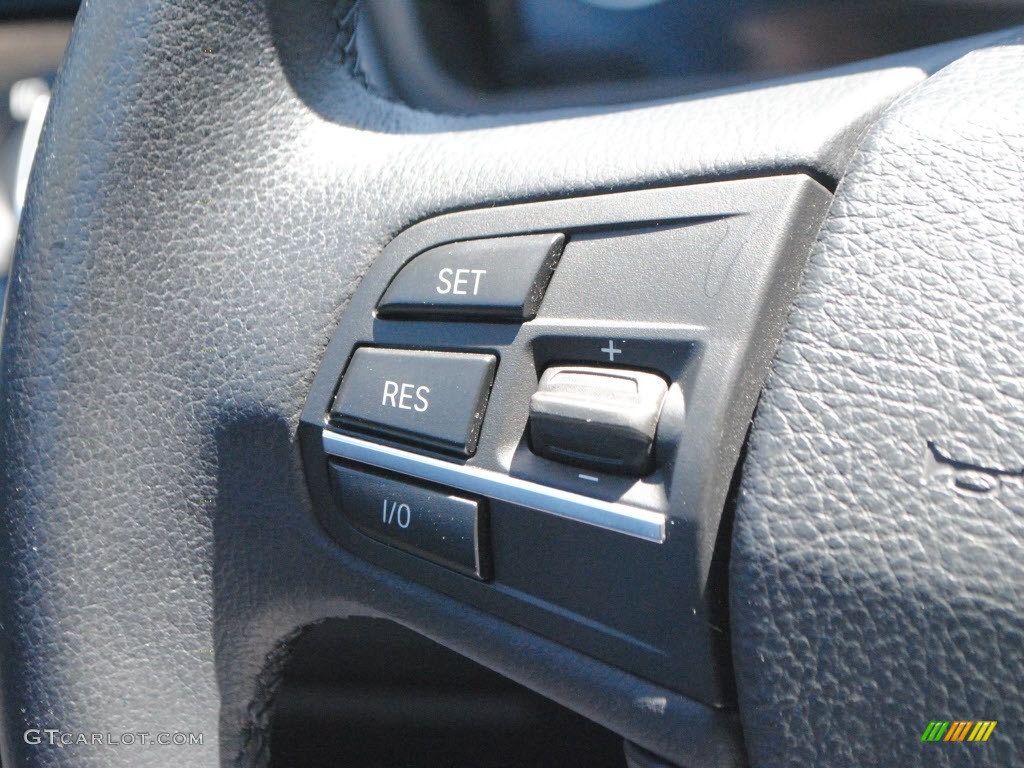 2011 BMW 5 Series 528i Sedan Controls Photo #70048445