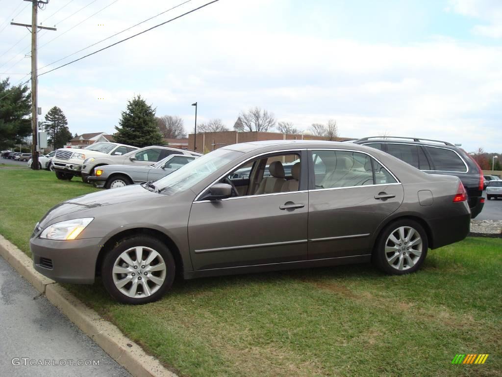 2007 Accord EX-L V6 Sedan - Carbon Bronze Pearl / Ivory photo #9