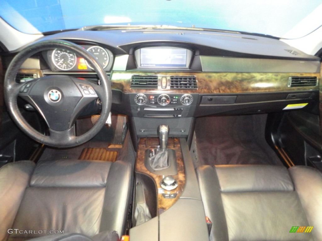 2004 BMW 5 Series 545i Sedan Black Dashboard Photo #70049943