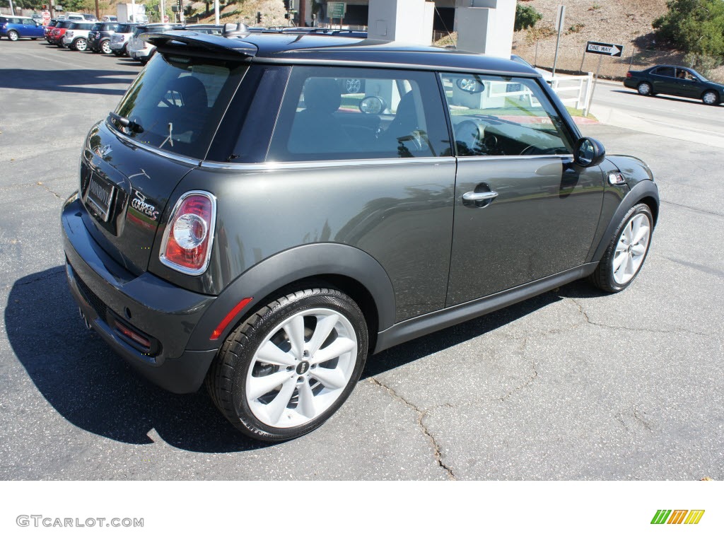 2013 Cooper S Hardtop - Eclipse Gray Metallic / Carbon Black photo #2