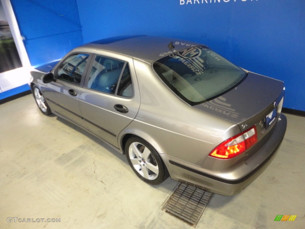 2004 9-5 Aero Sedan - Steel Gray Metallic / Granite Gray photo #27