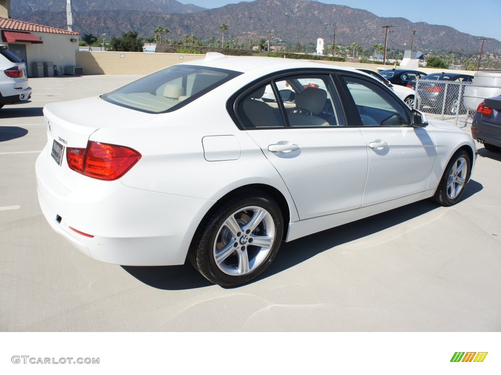 2012 3 Series 328i Sedan - Alpine White / Venetian Beige photo #2