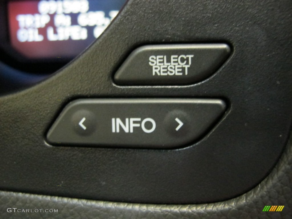 2005 Acura TL 3.2 Controls Photo #70054118