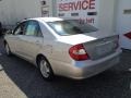 Lunar Mist Metallic - Camry LE Photo No. 5