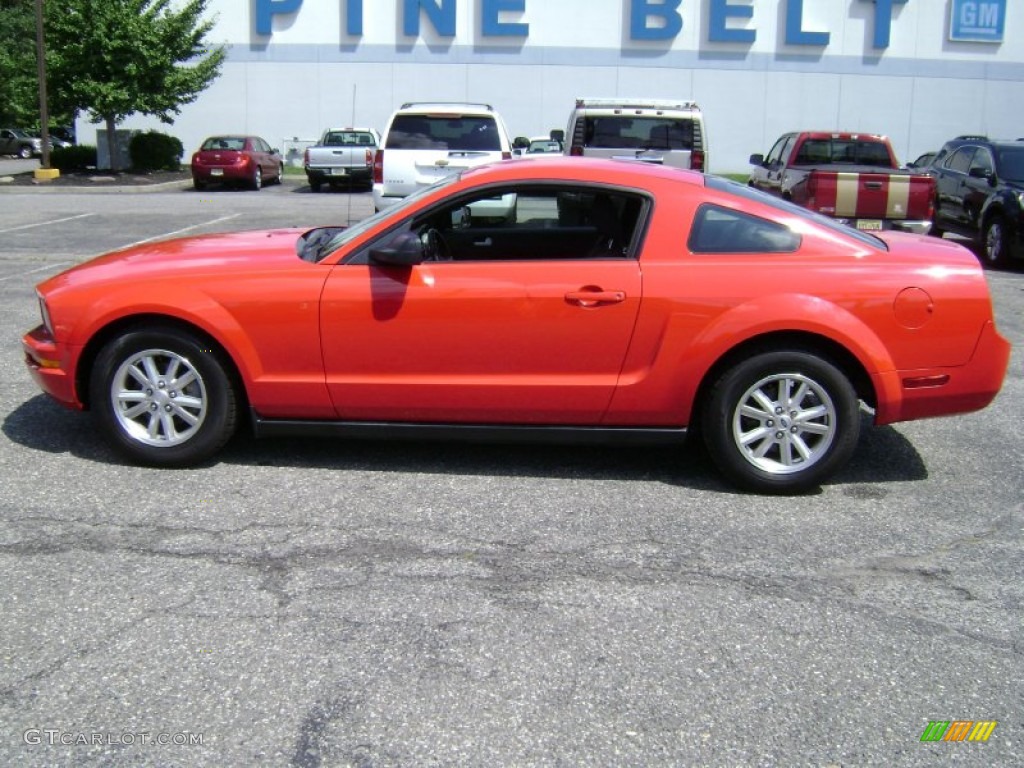 2007 Mustang V6 Premium Coupe - Torch Red / Dark Charcoal photo #9