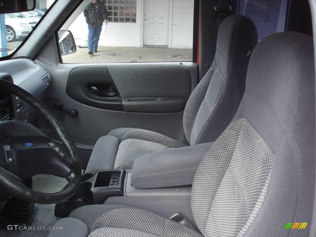1993 Ranger STX Extended Cab 4x4 - Vibrant Red / Grey photo #8