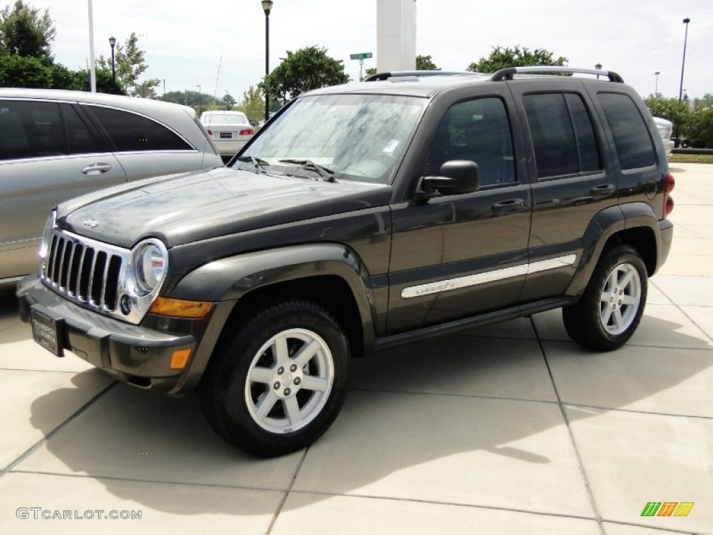 2005 Liberty Limited - Dark Khaki Pearl / Medium Slate Gray photo #1