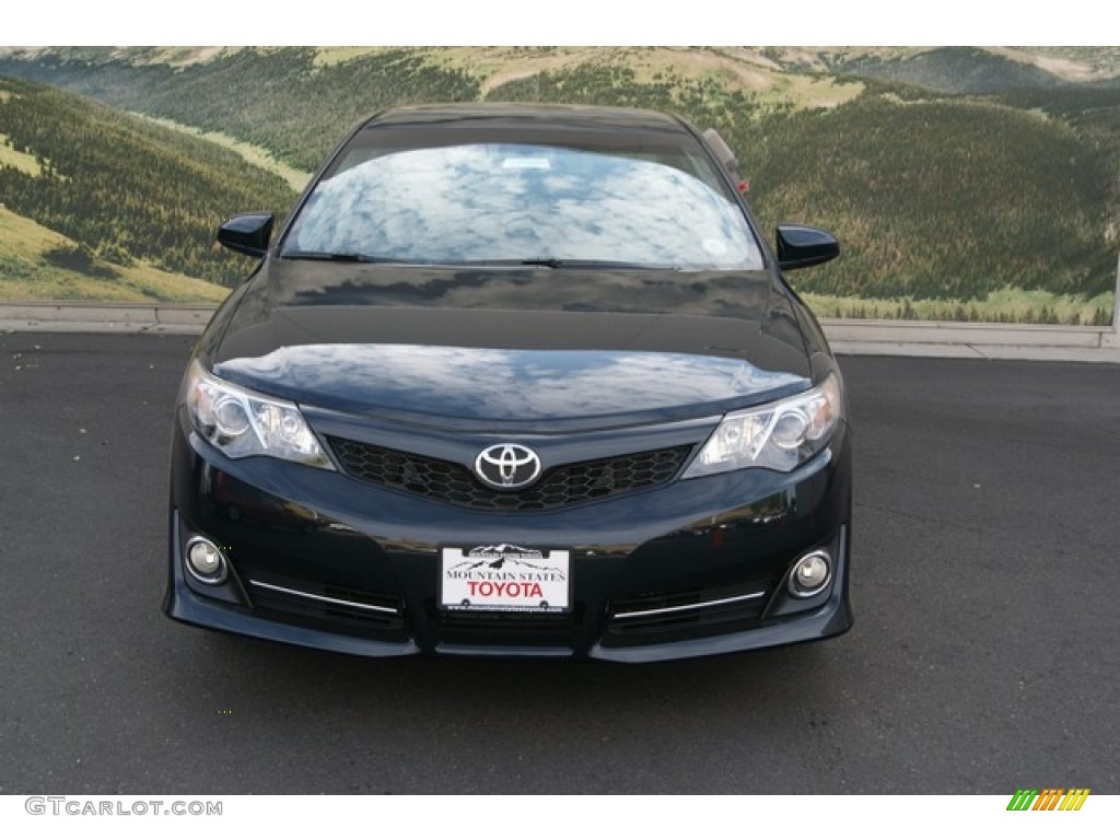 2012 Camry SE - Attitude Black Metallic / Black photo #3