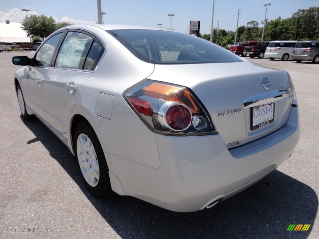 2011 Altima 2.5 S - Brilliant Silver / Charcoal photo #3