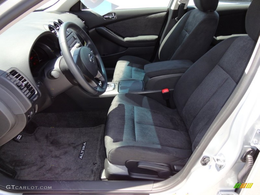 2011 Altima 2.5 S - Brilliant Silver / Charcoal photo #4