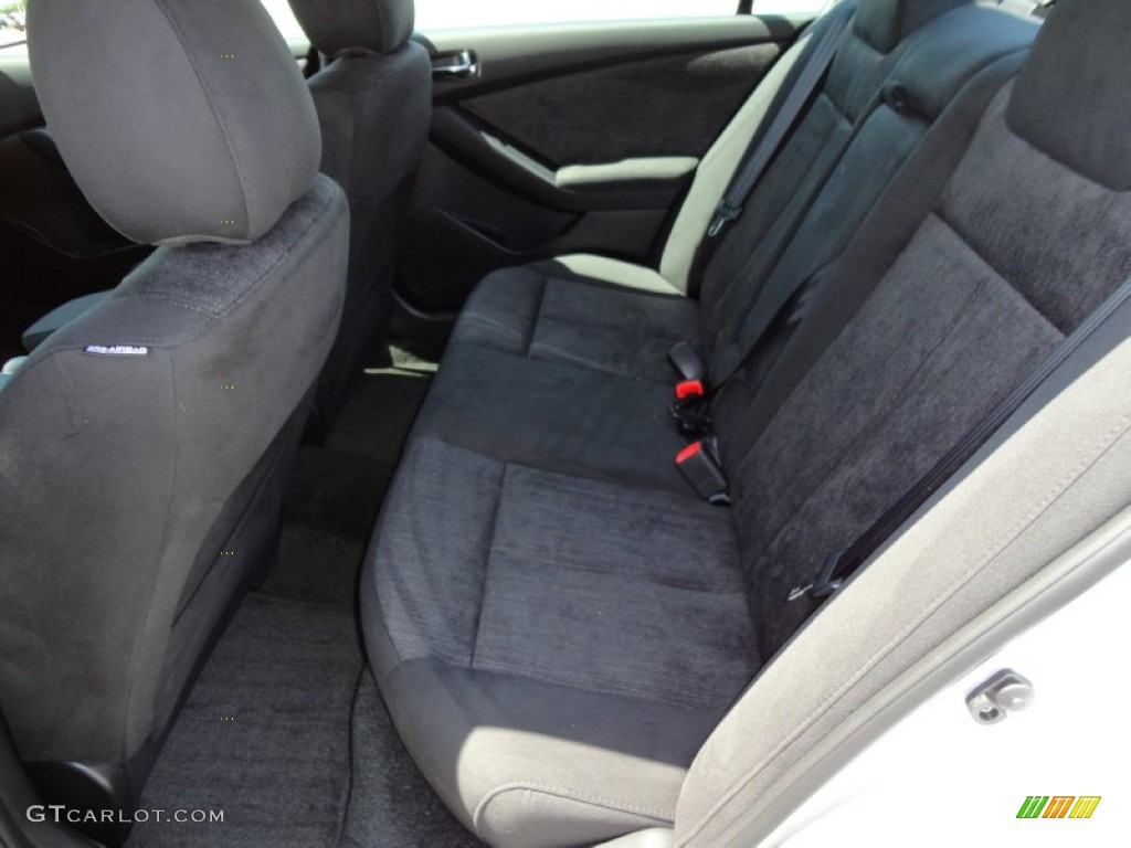 2011 Altima 2.5 S - Brilliant Silver / Charcoal photo #5