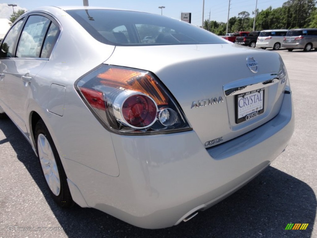2011 Altima 2.5 S - Brilliant Silver / Charcoal photo #7
