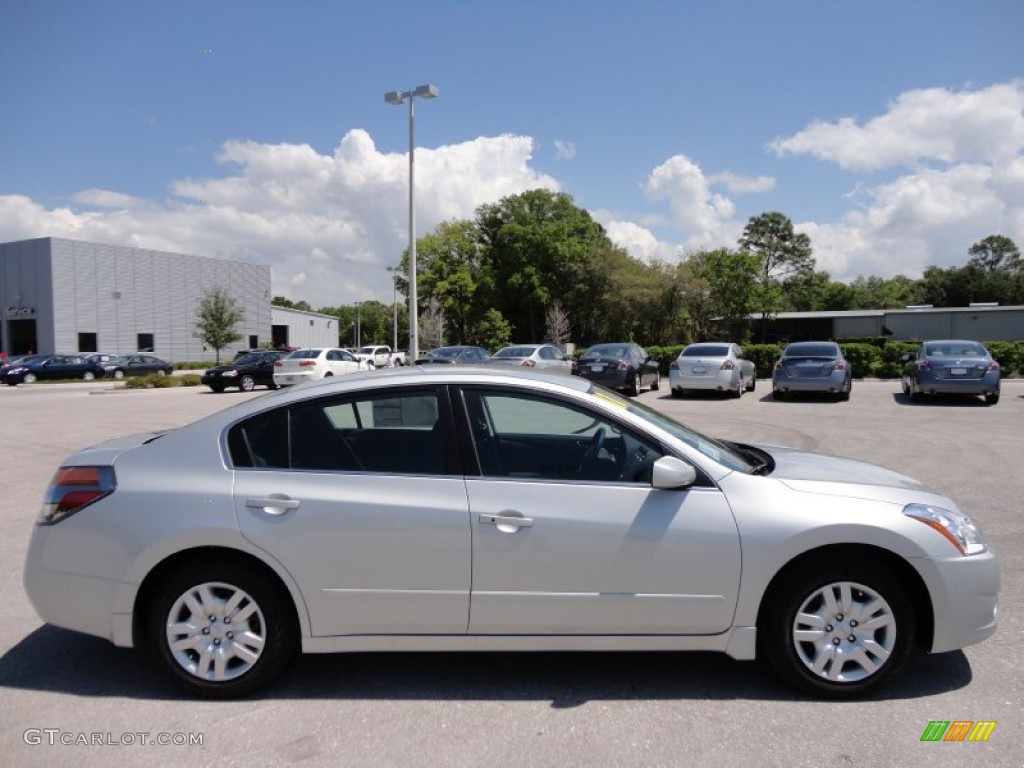 2011 Altima 2.5 S - Brilliant Silver / Charcoal photo #10
